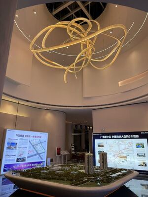 Customized Art Crystal Ribbon Chandelier for Banquet Halls Clubhouses Hotel Lobbies Sales Departments Non-Standard Projects