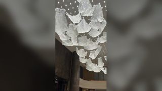Benutzerdefinierte europäische Stil Bernstein Glas Fallenblätter Wohnzimmer ästhetische dekorative Deckenlampen