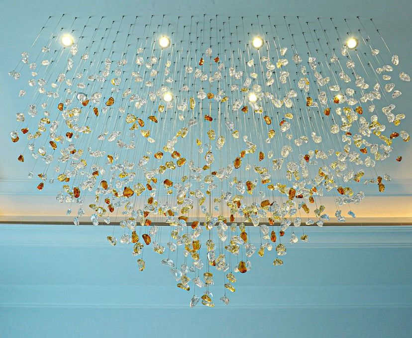 Modern Personalized Acrylic Chandelier With High Ceilings In Hotel Lobby Luminous LED Chandelier