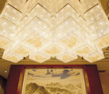 ODM OEM Extra-große Kronleuchter für High-End-Clubs Museen Ausstellungsräume