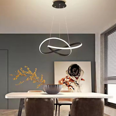 Esszimmer-Kronleuchter Nordische kreative Persönlichkeit Ringtisch führte Licht moderne einfache Kunst Esszimmer Fronttisch-Barlampe