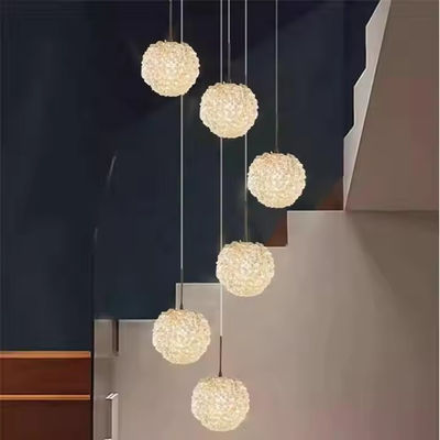 Moderne Kristall-Lytchee-Lampe Luxus-Villa-Duplex-Treppenbeleuchtung für Wohnzimmer und Schlafzimmer