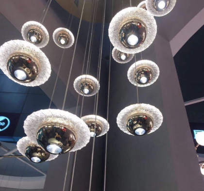 Kreative Fliegende Schüssel Dekoration Schlafzimmer Bett LED Anhängerlampe Moderne Gold Esszimmer Bar LED Anhängerlicht