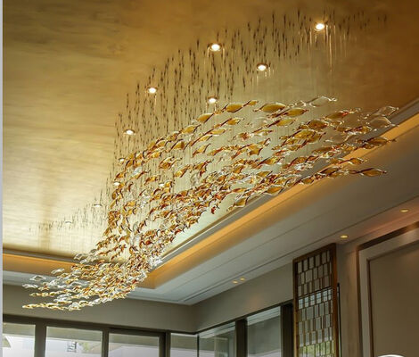 Handgefertigte Spiralglas-Kronleuchter, künstlerische Modellierung, individuelle Glas-Twist-Blatt-Accessoires